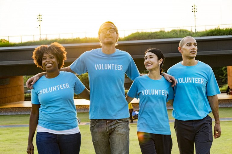 Tout savoir sur le volontariat international