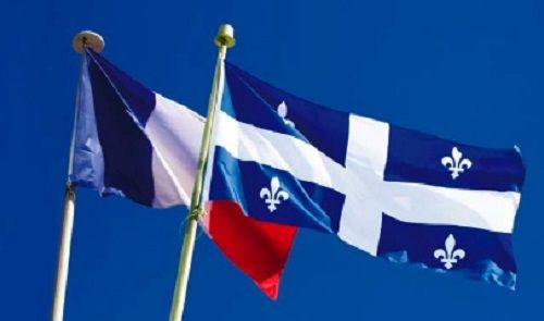 Drapeaux de la France et du Québec